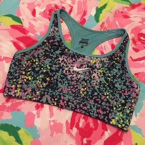 Nike Pro Dri-Fit Women's Sports Bra. Medium.