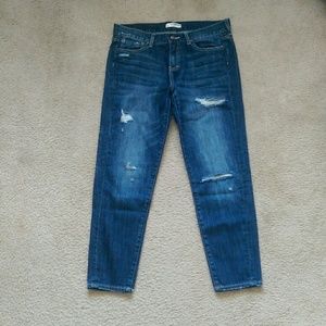🆕 NWOT Irregular A&F Semi Distressed Denim Jeans