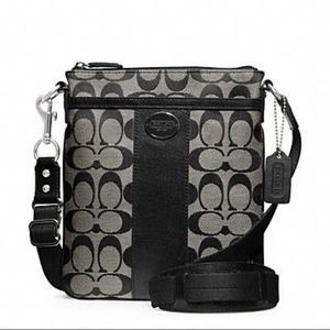 AUTHENTIC COACH CROSSBODY PURSE