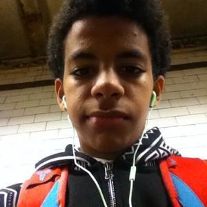 Meet your Posher, Carlos