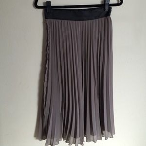 H&M pleated midi skirt
