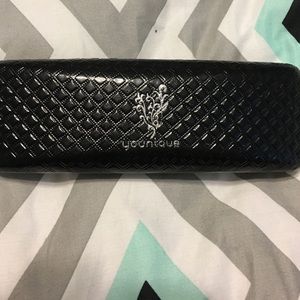 BRAND NEW YOUNIQUE MOODSTRUCK 3D FIBER LASHES SET