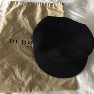 100% Authentic Burberry Newsboy Hat!