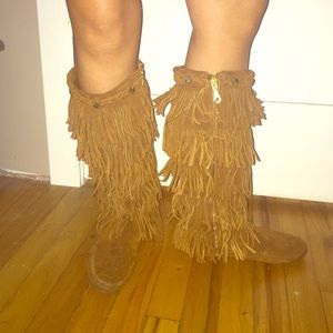 Women's Minnetonka boots