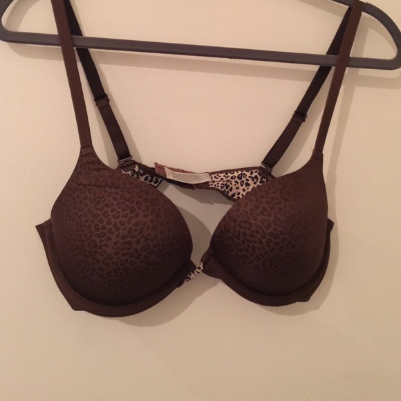 Victoria's Secret wonder bra