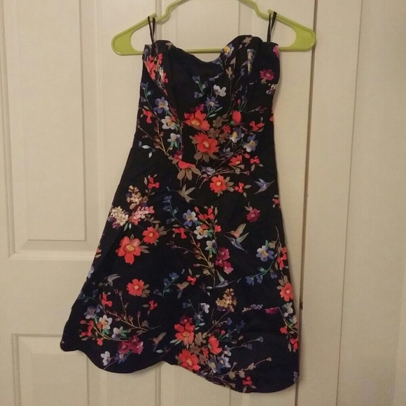 Strapless floral dress - Picture 1 of 1