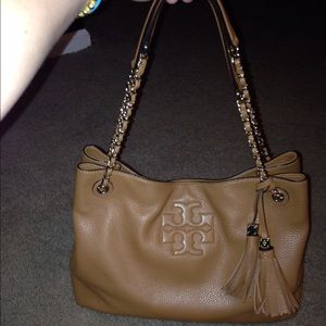 Thea Slouchy Shoulder Tote