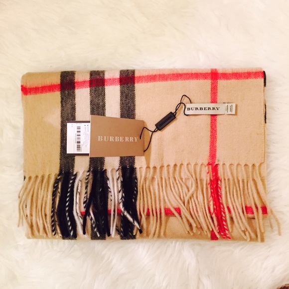 [NWT] Burberry Heritage Check Cashmere Scarf