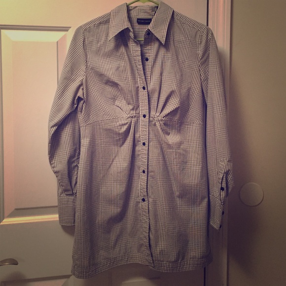 Great gingham shirt dress!