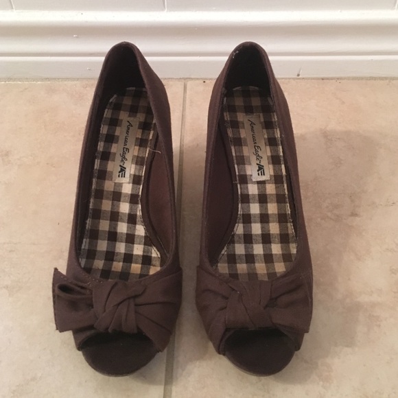 American Eagle Brown Wedges - Picture 2 of 3