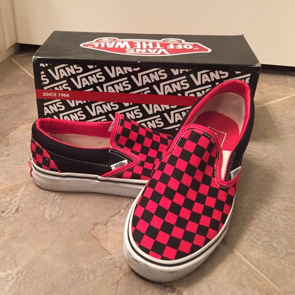 black and red check vans