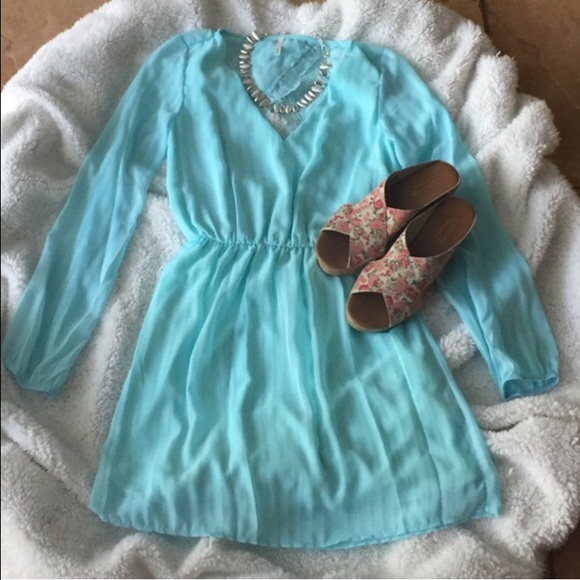 CLEARANCE ✨ - Picture 2 of 3