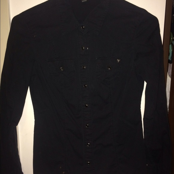 Guess black button down blouse - Picture 1 of 3