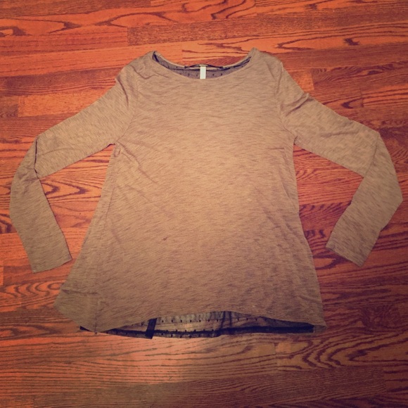 Long sleeve tee with lace detailing in back