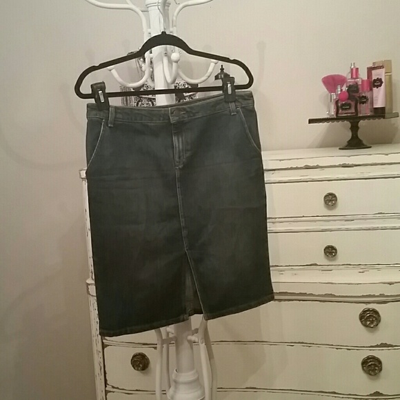 J. Crew Dresses & Skirts - J. Crew denim skirt