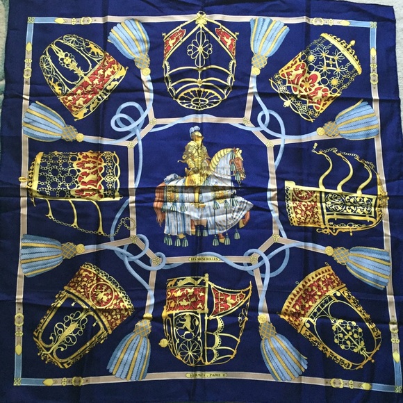 SOLD Vintage Hermes 35" silk square - navy blue - Picture 3 of 4