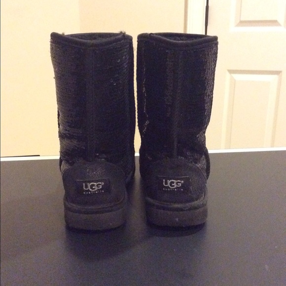 UGG® Australia Classic Short Sparkles Boots