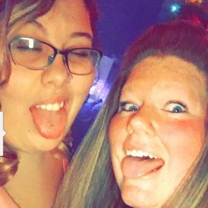 Meet your Posher, Chris n sasha