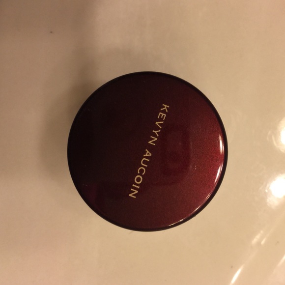 Kevyn Aucoin Sensual Skin Enhancer SX 15