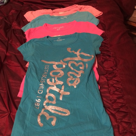 Aeropostale Tee Bundle Size Small