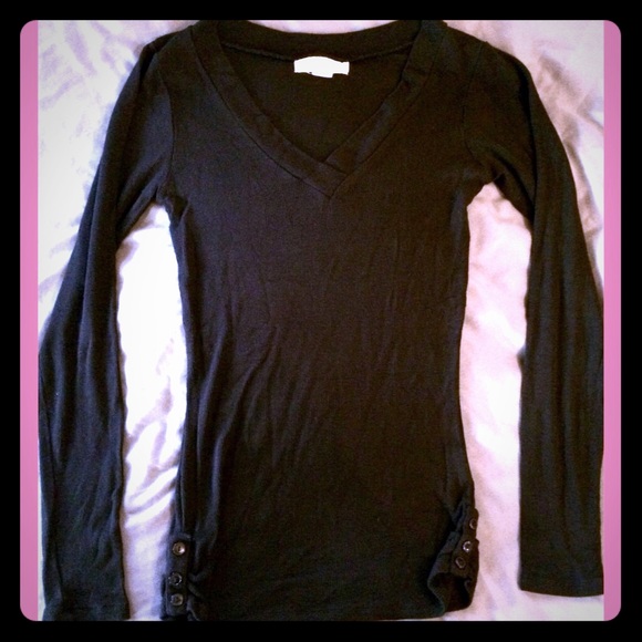 Stretchy Thin V-Neck Sweater with Side buttons