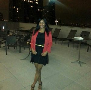 Meet your Posher, Farrah