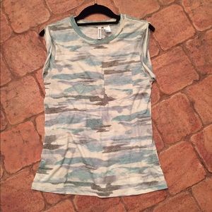NWOT Camo Pocket Tee