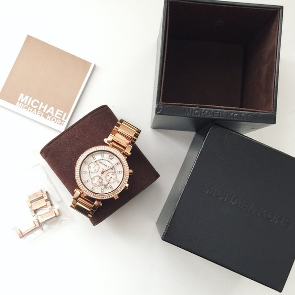 Michael Kors Rose Gold Glitz Watch (AUTHENTIC)