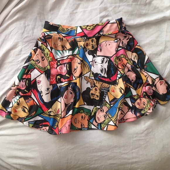 Comic skater skirt