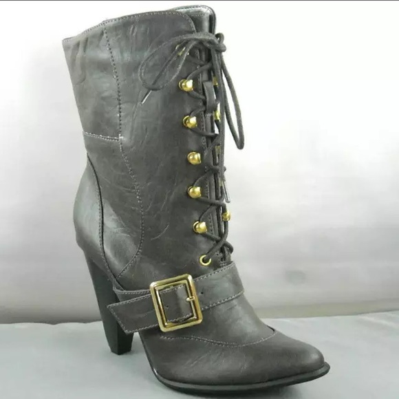 ‼️CLOSET CLEANOUT FINAL SALE‼️ NIB Boots, Size 7.