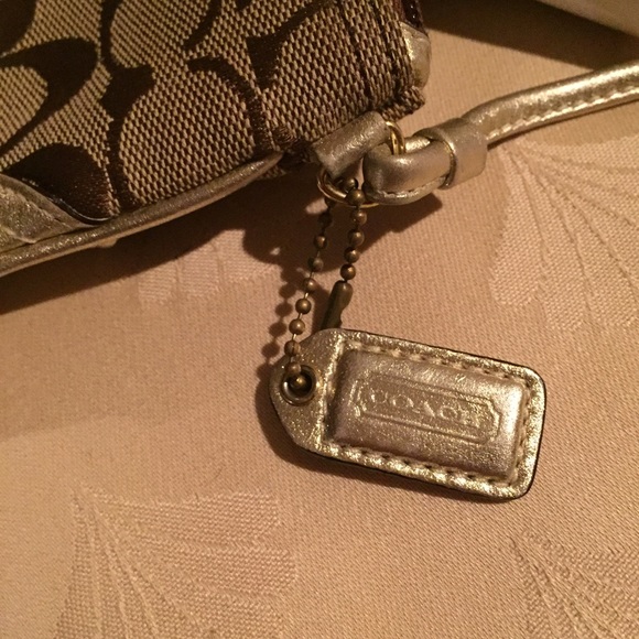 Authentic Coach Wristlet - Picture 3 of 4