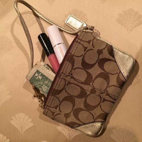 Authentic Coach Wristlet - Picture 4 of 4