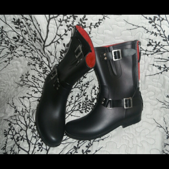 STEVE MADDEN Tsunami Rubber Boots
