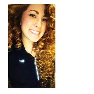 Meet your Posher, Amber