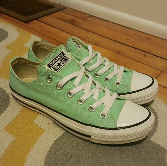 Converse mint green