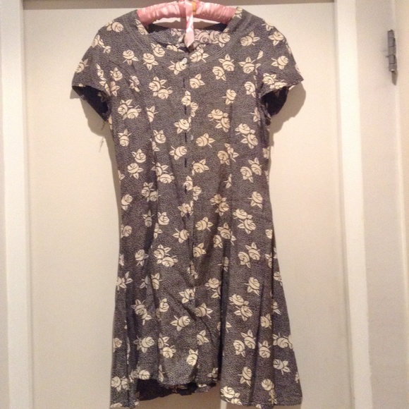 Printed summer dress. - Picture 1 of 4
