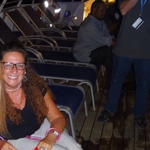 Meet your Posher, Beverly