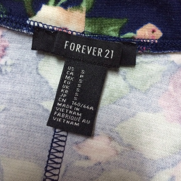 Mini floral skirt - Picture 3 of 3