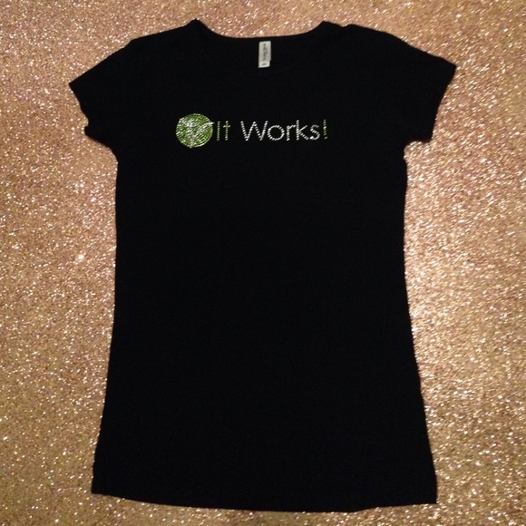 Women's Black It Works! Scoop Neck Bling Tee