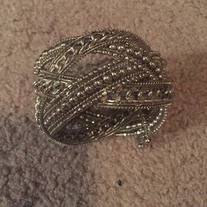 Detailed cuff