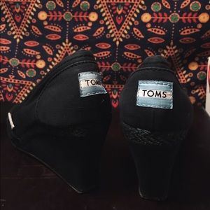 Black Toms Wedges
