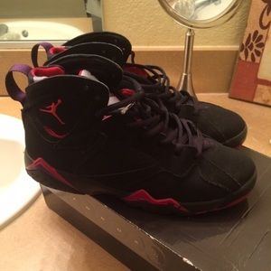 Jordan Retro Raptor 7 still available