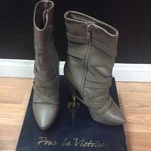 Pour la victoire Agathe boots booties heels