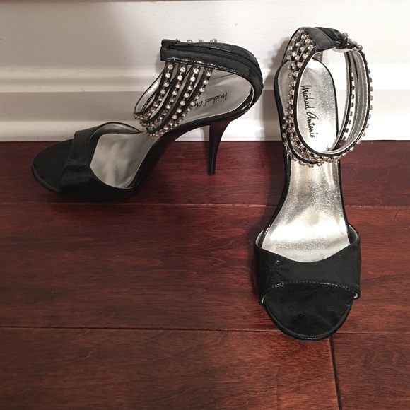 Michael Antonio Open Toe Black Pumps - Picture 2 of 3