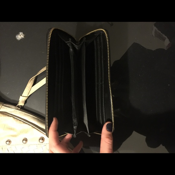 Wallet - Picture 2 of 2
