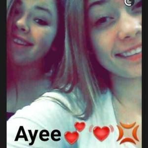 Meet your Posher, Leanne