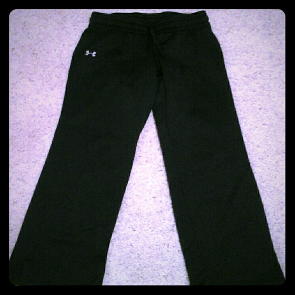 Black Under Armour sweatpants