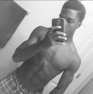 Meet your Posher, Darion