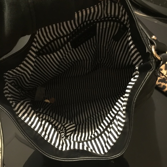 Handbag - Picture 2 of 2