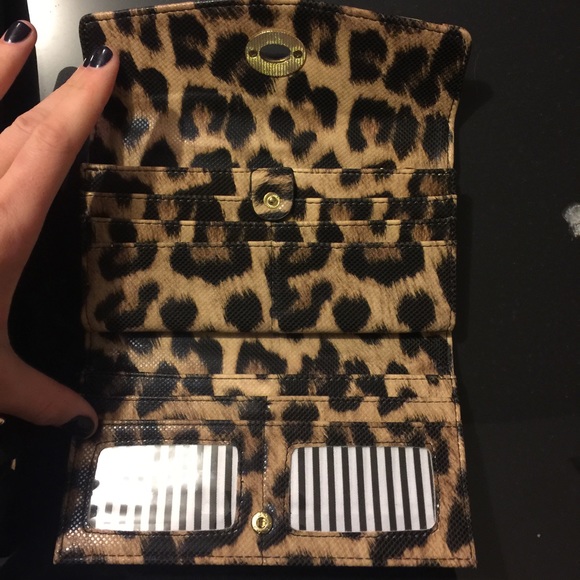 Wallet - Picture 2 of 2